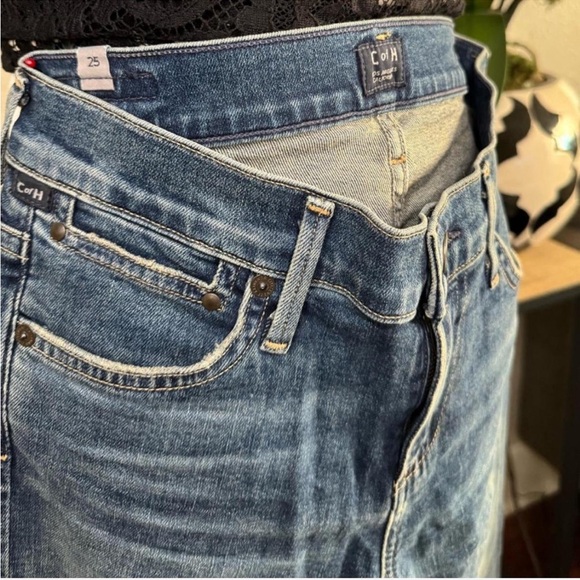 Citizens Of Humanity Emmanuelle Jean
Clean Hem Bootcut - Picture 3 of 4